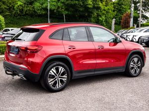 Mercedes-Benz GLA 200d Progressive Night Pack Auto - Image 4