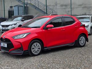 2021 Toyota Yaris Hybrid - Image 3