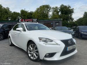 2015 Lexus IS Hybrid - Image 3