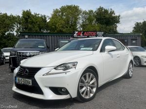 2015 Lexus IS Hybrid - Image 2