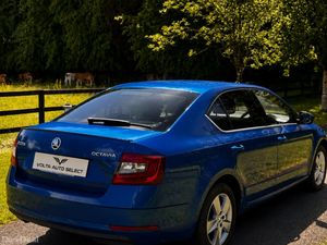 Skoda Octavia 1.5 TSI Manual - Image 4