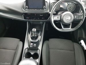 Nissan Qashqai 1.3 PET MILD HYBRID SV - Image 4