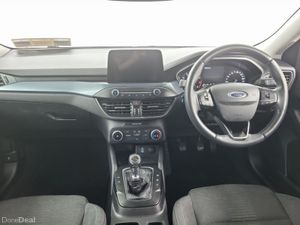 Ford Focus 1.0T EcoBoost Hybrid **Active spec** - Image 4