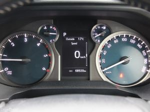 Landcruiser LWB * Auto * Low KMs - Image 3