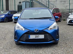 2017 Toyota Vitz Yaris Hybrid Automatic - Image 3