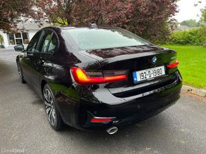 BMW 3-Series 2019. 320d - Image 4