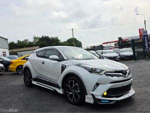 Toyota C-HR SELF CHARGING HYBRID - HALF LEATHER SE - Image 3