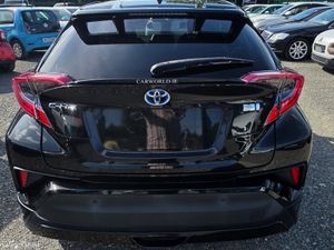 2019 Toyota C-HR Hybrid Automatic – G LED Edition - Image 3