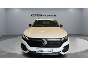 Volkswagen Touareg 3.0 TDI V6 BLACK EDITION - Image 3