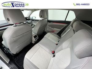 Volkswagen Golf eTSI STYLE, Low mileage, reversing - Image 4