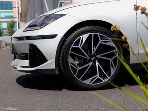 Hyundai IONIQ 6 Ioniq 6 Signature 53 kW, Upgraded - Image 4
