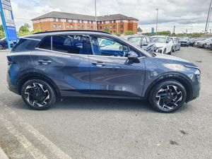 Kia Sportage GT LINE PHEV 2023 - Image 4