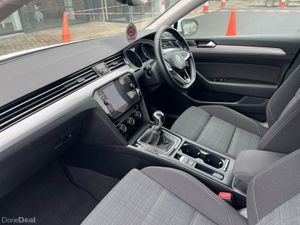 Volkswagen Passat 2.0 TDI 150HP - Image 3