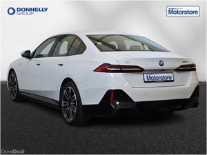 BMW i5 Saloon M Sport - Image 2
