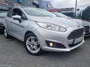 Ford Fiesta 2013 - Image 2