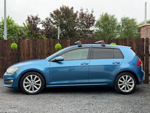Volkswagen Golf HIGHLINE W/ LEATHER - AUTO - LOW K - Image 4