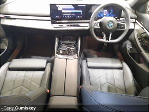 BMW i5 M Sport |  eDrive 40 |  83.9 kWh | Mineral - Image 2