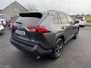 4X4 Hybrid - GR Adventure - Massive spec - Image 3