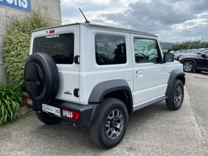 Suzuki Jimny SIERRA 4 SEAT AUTOMATIC 1.5 PETROL // - Image 4