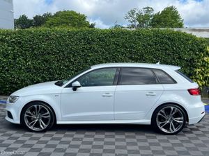 Audi A3 S-LINE 1.4 TFSI AUTO // NEW 19" S-LINE ALL - Image 3