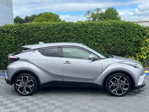 Toyota C-HR 1.8 HYBRID AUTO // NEW 19" DIAMOND CUT - Image 2