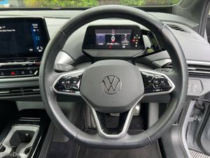 Volkswagen ID.4 PURE 52KWH AUTO // DIAMOND CUT ALL - Image 4