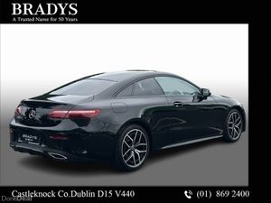 Mercedes-Benz E-Class E 220d AMG Line Night Packag - Image 3