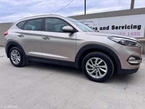 172 Hyundai Tucson 1.7D EXECUTIVE Warranty - Image 4