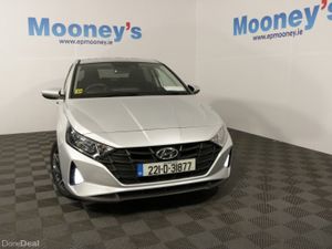 Hyundai i20 DELUXE PLUS 1.2L PETROL HATCHBACK - Image 2