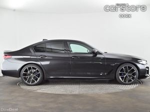 BMW 5-Series 530 E M Sport Auto - Image 3