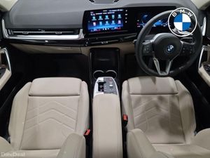 BMW iX1 eDrive20 xLine - Image 4