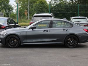 BMW 3-Series 2019 330E MSPORT MINERAL GREY - Image 4