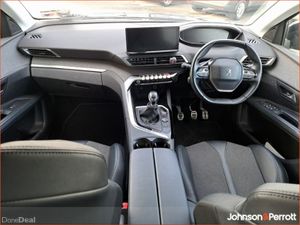 Peugeot 5008 1.2 PureTech 130bhp Allure - Image 4