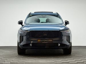 Volvo XC90 T8 ULTRA BLACK EDITION AWD *7 SEATS* - Image 2