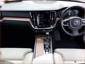 Volvo S60 T4 190hp Inscription Automatic - Image 3