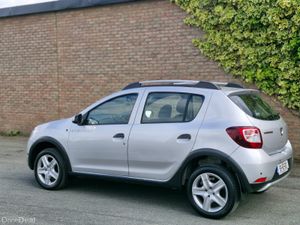 Dacia Sandero STEPWAY SIGNATURE 1.5 DCI - Image 2