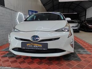 172- Toyota Prius 1.8 Petrol Hybrid - Image 3