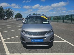 Peugeot Rifter 1.2 PETROL, ALLURE MODEL, 5 SEATER, - Image 3