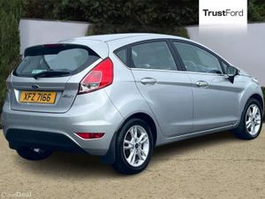 Ford Fiesta Zetec - Image 4