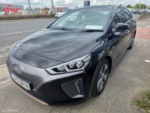 Hyundai IONIQ EV, SERVICE HISTORY, 2 KEYS, LOW MIL - Image 4