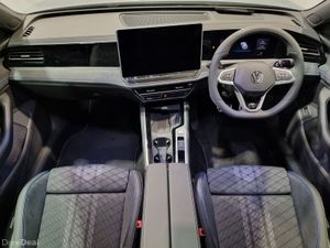 Volkswagen Passat ** R-LINE ** PAN ROOF ** DSG-AUT - Image 2