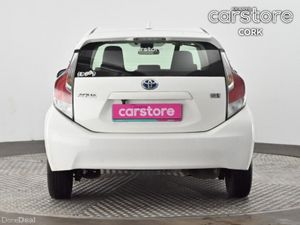 Toyota Aqua 1.8 Hybrid - Image 4