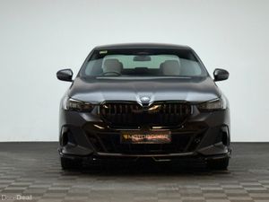 BMW 5-Series 530E M SPORT - Image 2