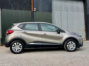 Renault Captur 2015 1.5 diesel low mileage - Image 3