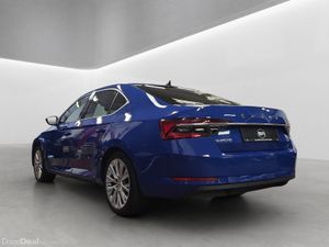2023 SKODA SUPERB SE L IV DSG.FINANCE. - Image 4