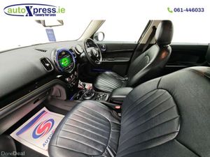 Mini Cooper CROSSOVER 2.0 Automatic, Reversing cam - Image 2