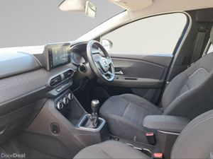 Dacia Jogger TCe 110 Comfort - Image 4