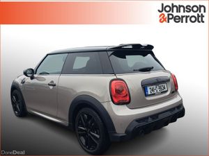 Mini Cooper Cooper Sport - Image 2