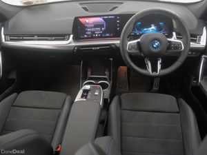 BMW iX1 eDrive20 M Sport - Image 4