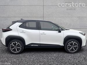Toyota Yaris Cross Hybrid - Image 2